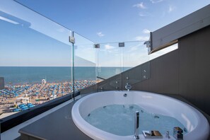 Suite Panoramique, vue mer | Terrasse/Patio