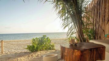 Deluxe Quadruple Room | Terrace/patio