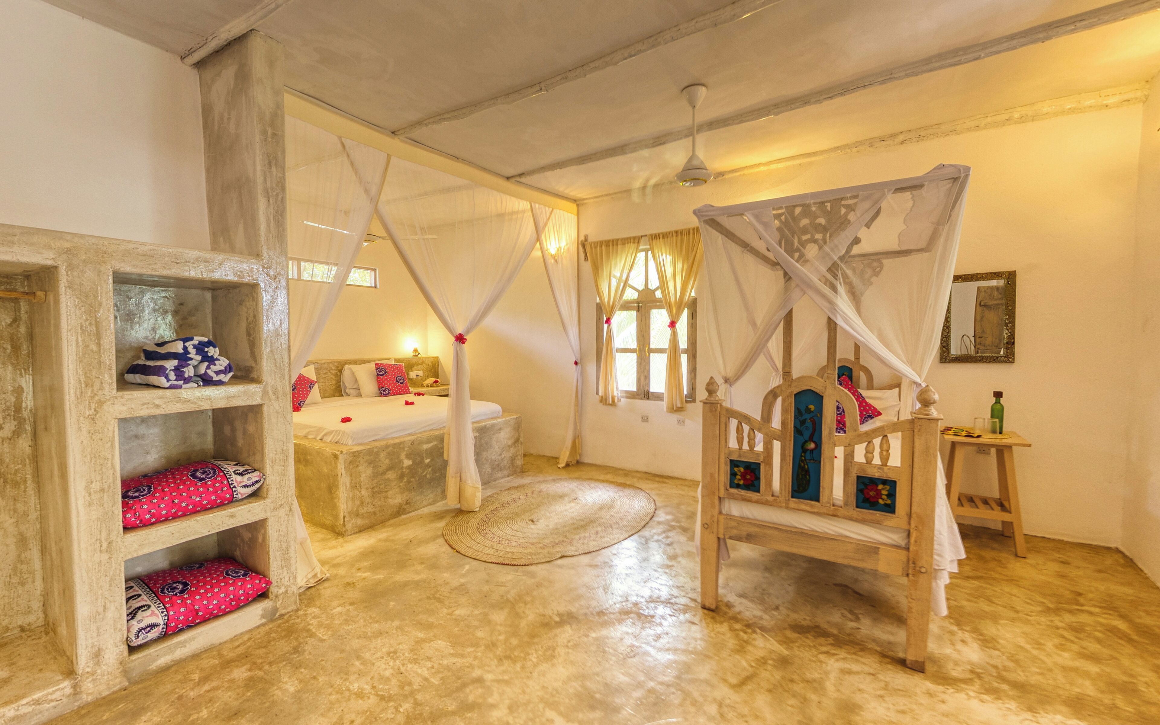 舒適四人房, 海景 | 1 間臥室、高級寢具、客房內保險箱、獨特裝潢