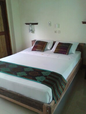 Premium Room | Premium bedding, in-room safe, free WiFi - Rumah Purnama (Gili Trawangan)
