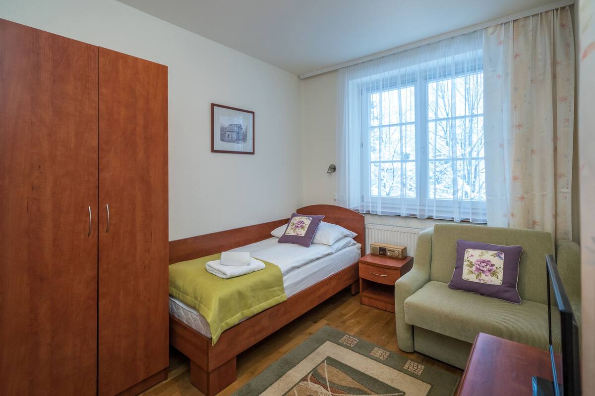 Phòng đơn tiện nghi đơn giản, 1 phòng ngủ (Room #5) | Bàn ủi/dụng cụ ủi quần áo, giường gấp/giường phụ (phụ phí)