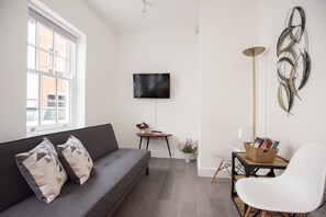 Flat-screen TV - Short Lets in London - Kilburn (London)