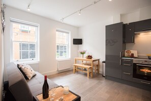 Flat-screen TV - Short Lets in London - Kilburn (London)