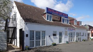 Front of property - Travellers Rest Motel (Skegness)