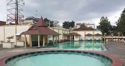 Crown Hotel Tasikmalaya