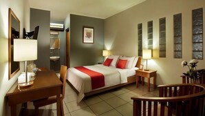 Room - Hotel Ilos (Bandung)