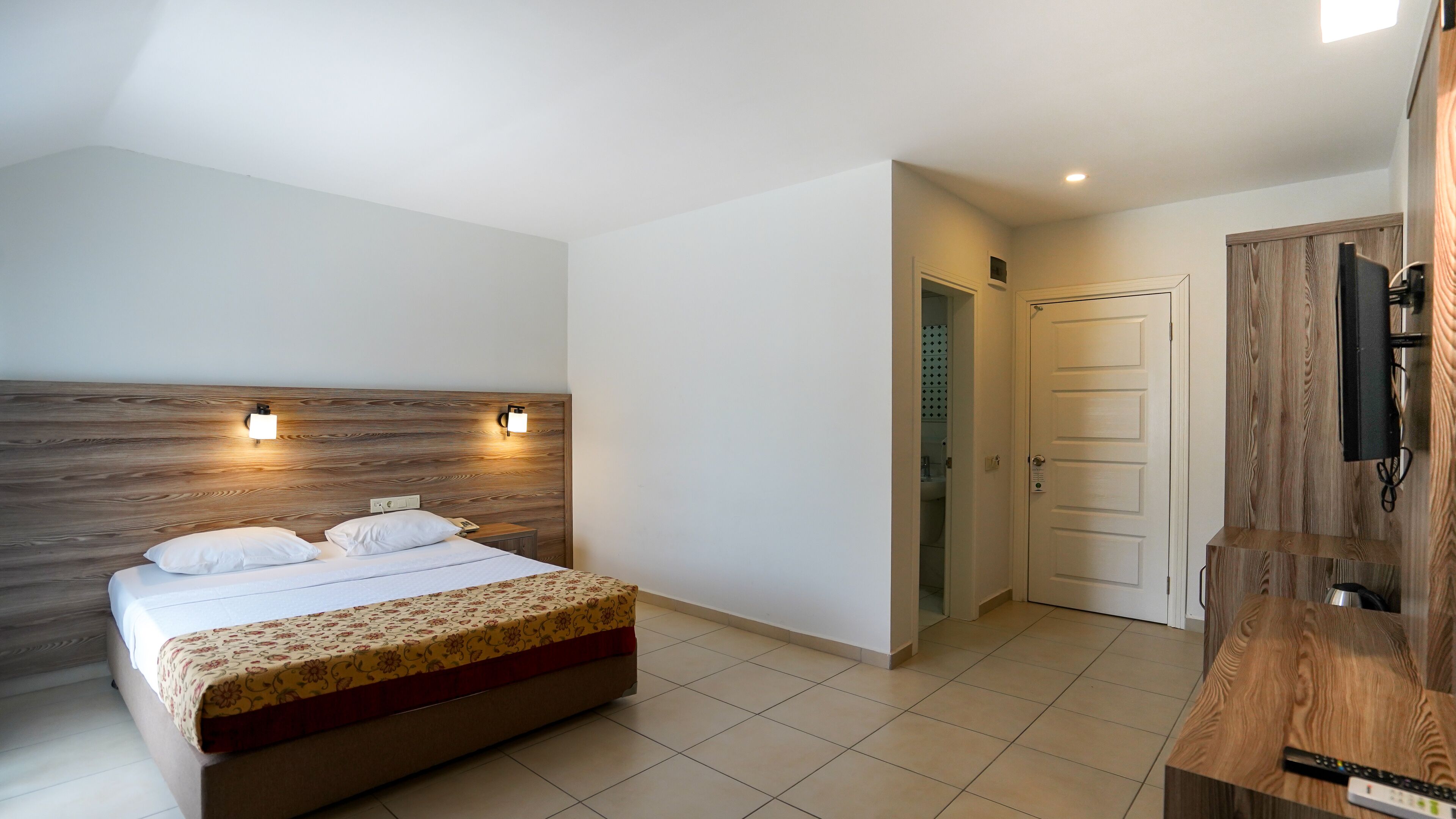 Photo - Cleopatra Ada Apart