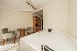 Honeymoon-Zimmer | Whirlwanne