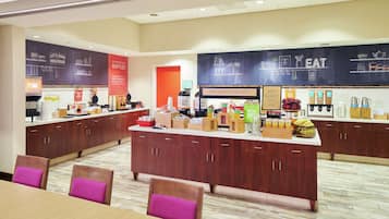 Sudah termasuk sarapan ambil sendiri setiap hari