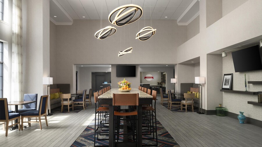 Hampton Inn & Suites Yonkers - Westchester