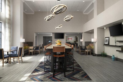 Hampton Inn & Suites Yonkers - Westchester