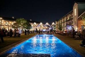 Outdoor pool, open 9 AM to 9 PM, pool cabanas (surcharge) - Cavalry Court, by Valencia Hotel Collection (College Station)