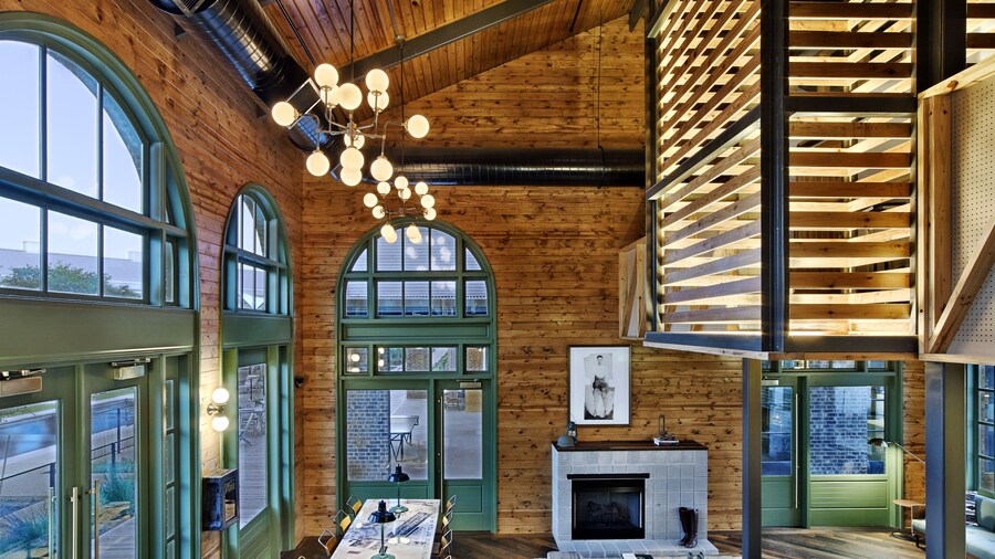 Cavalry Court, by Valencia Hotel Collection