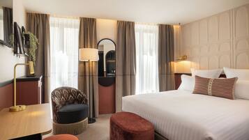 2 slaapkamers, een minibar, een kluis op de kamer, een bureau