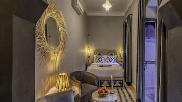 Traditional Double Room, Non Smoking, Balcony / Cedre | 1 kamar tidur, seprai premium, tirai kedap cahaya, dan Wi-Fi gratis