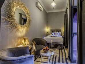 Traditional Double Room, Non Smoking, Balcony / Cedre | 1 間臥室、高級寢具、遮光布/窗簾、免費無線上網