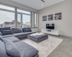 Flachbildfernseher