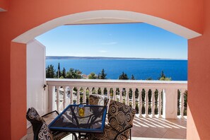 Apartment, 2 Bedrooms, Terrace | Terrace/patio