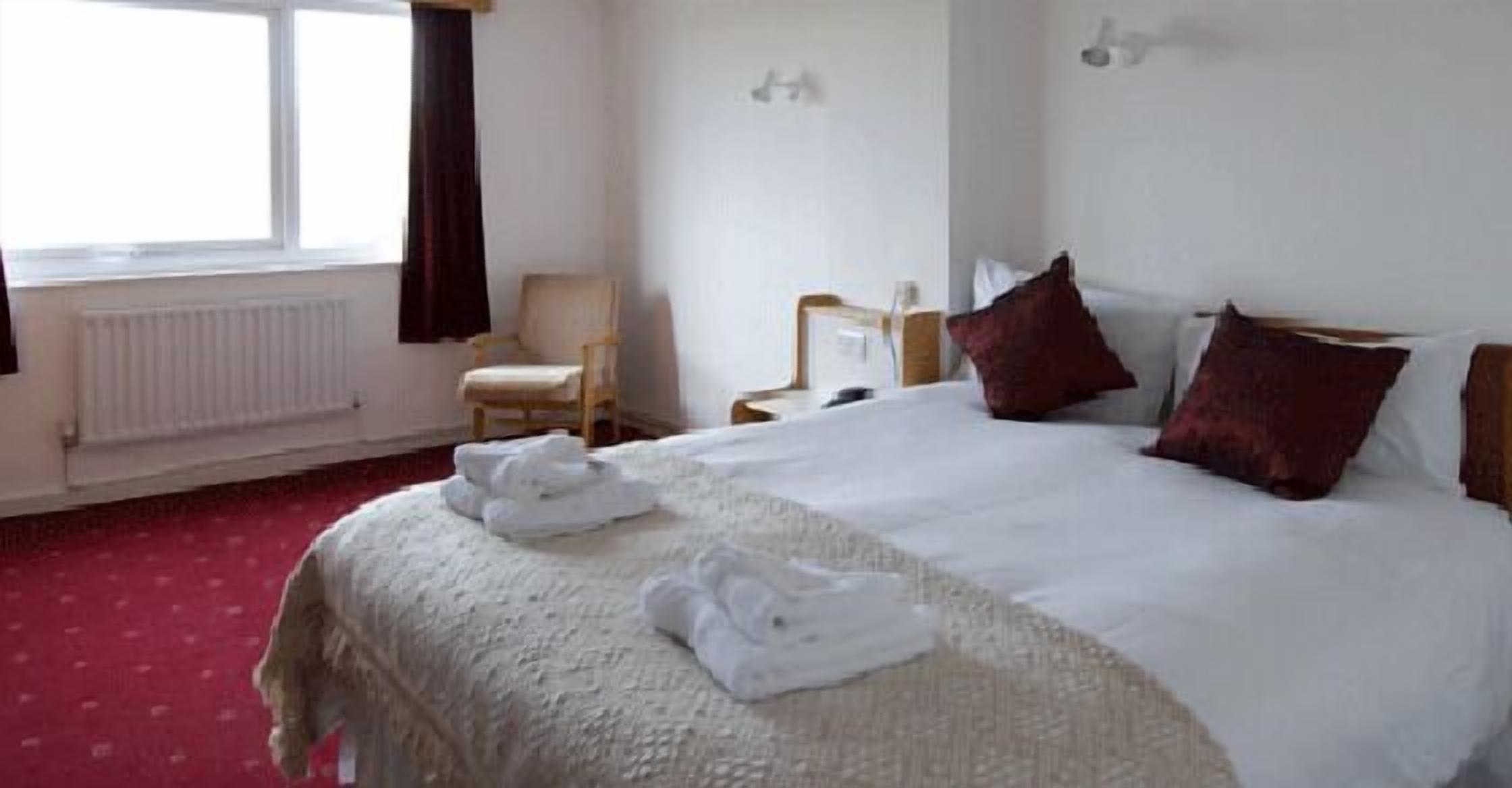 superior double or twin room, 1 double bed | iron/ironing board, free wifi, bed sheets, wheelchair access