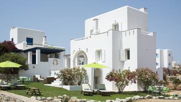 Villa (Keros) | Terrace/patio