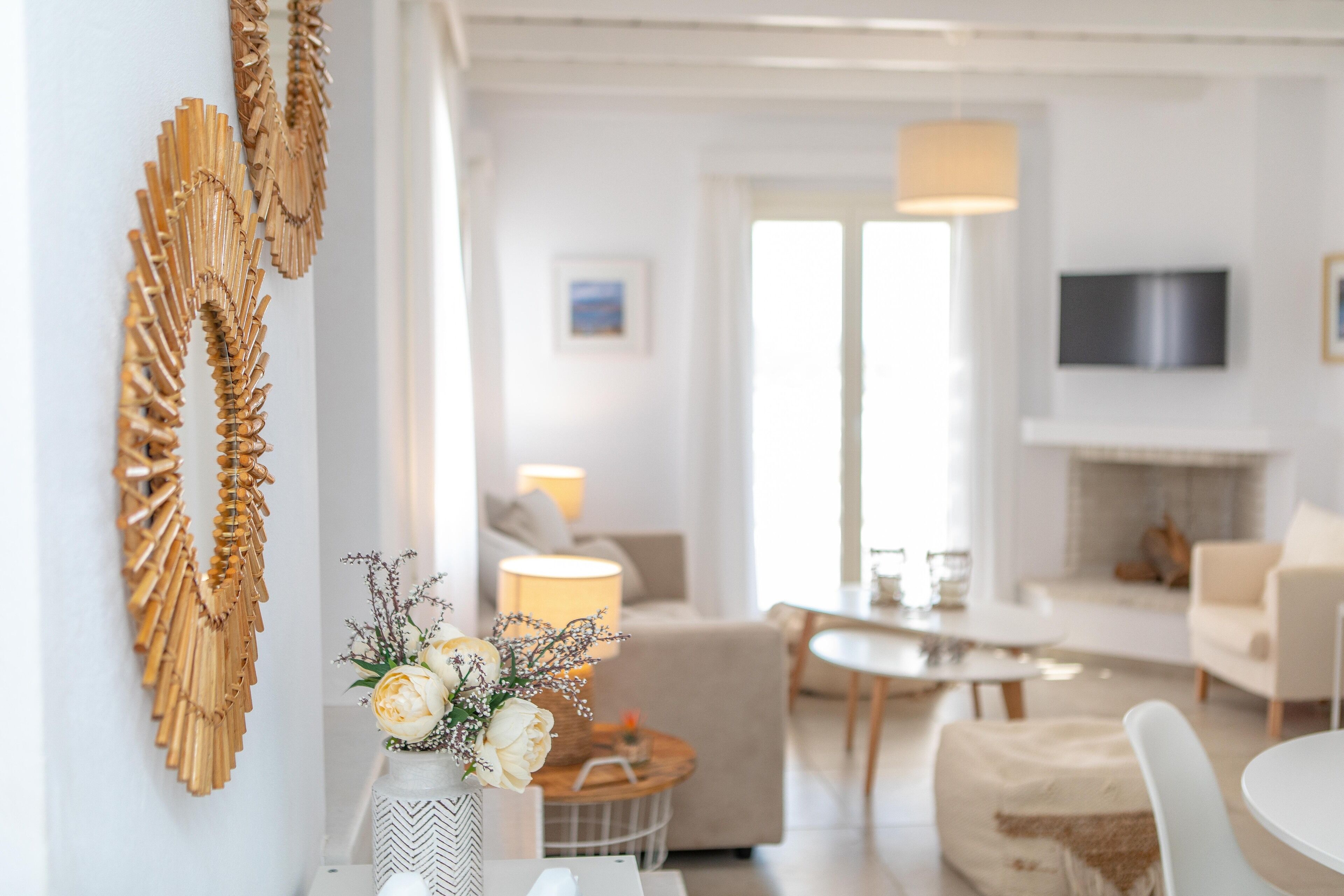 Vila, pemandangan kebun | Area keluarga | TV layar datar dan perapian