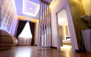 Desk, rollaway beds, free WiFi - Hotel Grand Permata Hati (Banda Aceh)