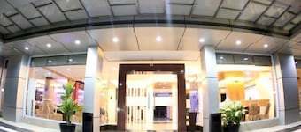 Hotel Grand Permata Hati