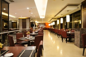 Dining - Aquarius Boutique Hotel (Palangkaraya)