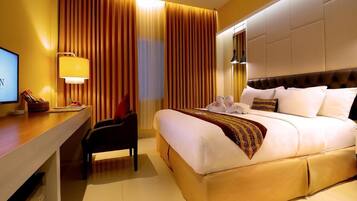 Minibar, in-room safe, desk, blackout curtains