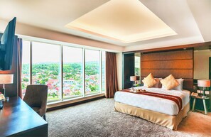 Minibar, in-room safe, blackout drapes, soundproofing