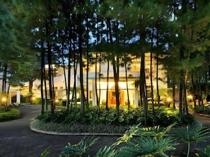 Exterior - Bumi Bandhawa Hotel (Bandung)