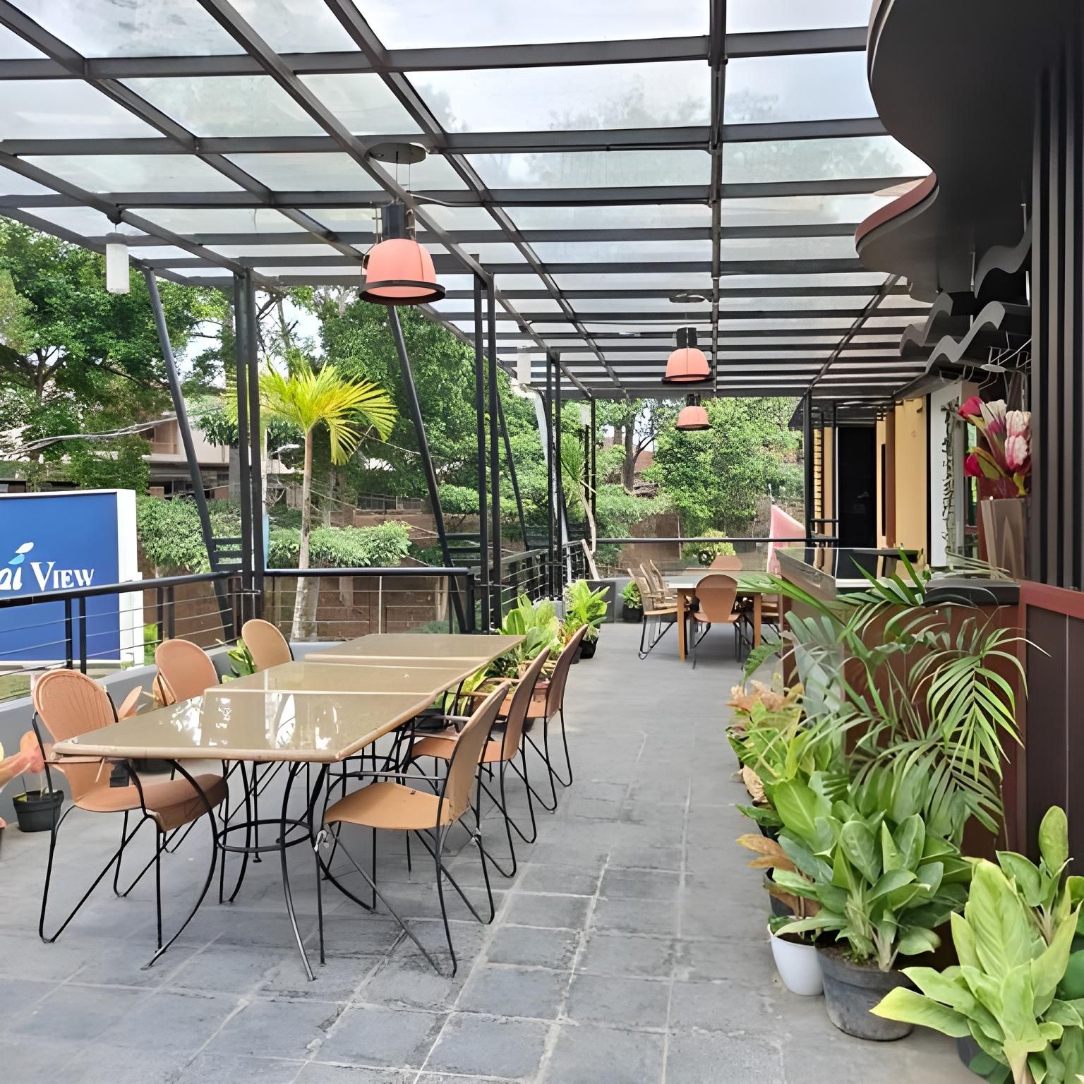 Tempat makan outdoor