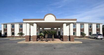 Regency Inn and Suites