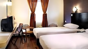 Room - Mervit Hotel (Padang)