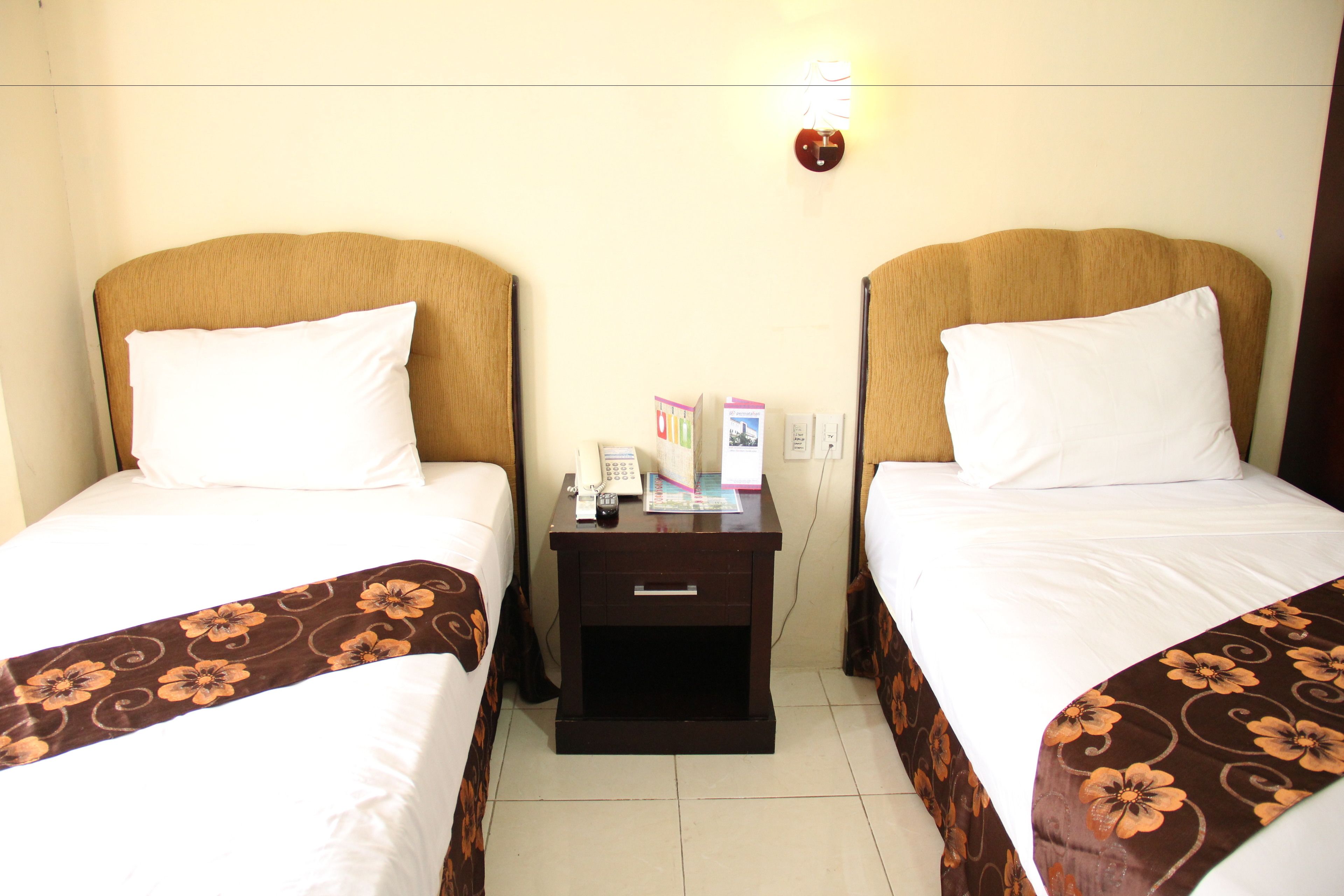 superior room | desk, blackout curtains, free wifi