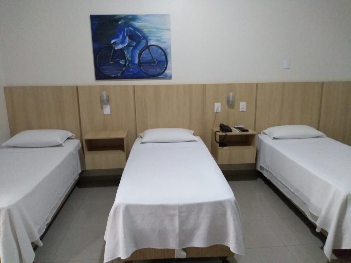 triple room, 3 single beds | 1 bedroom, minibar, desk, free wifi