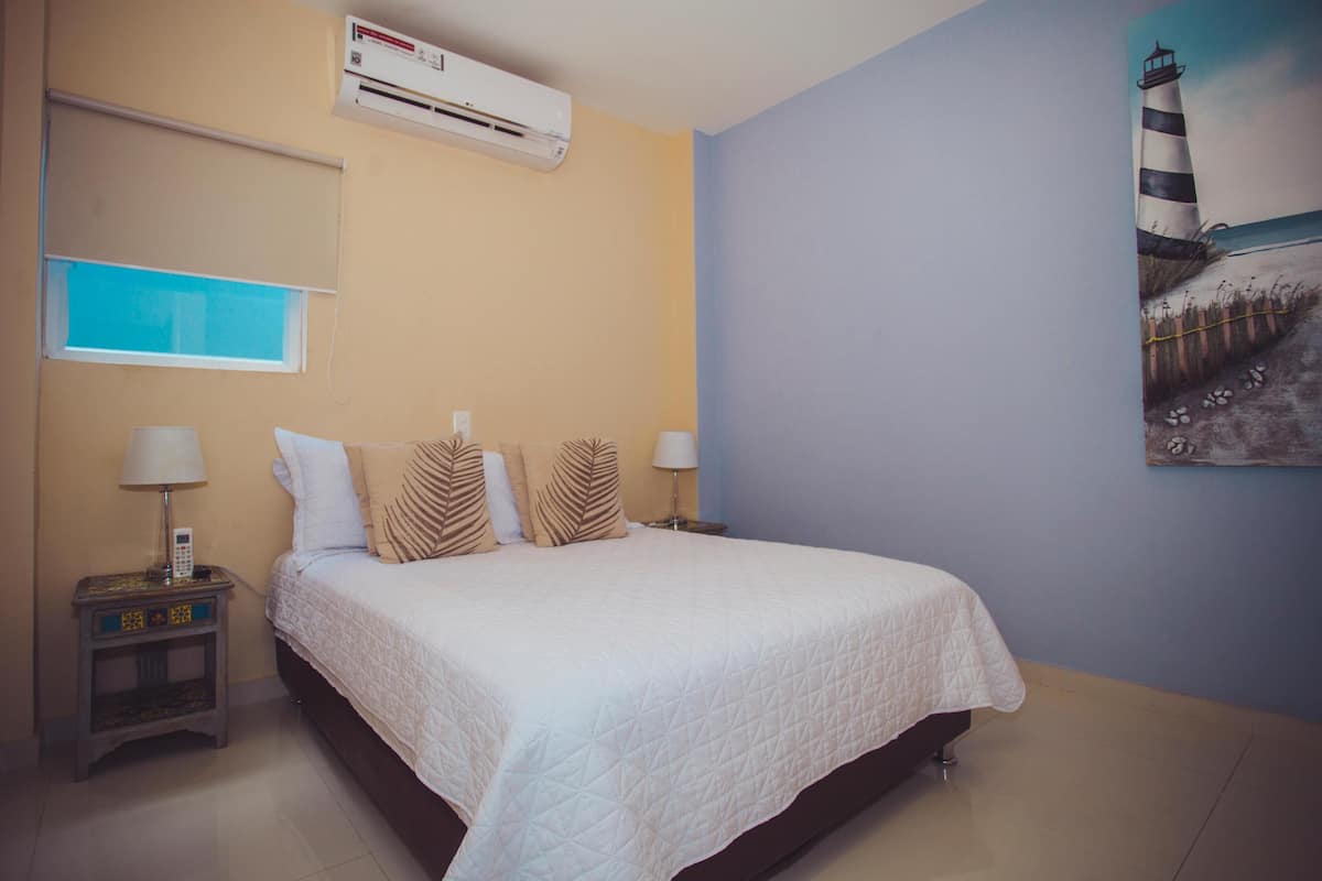 In-room safe, iron/ironing board, free WiFi, bed sheets