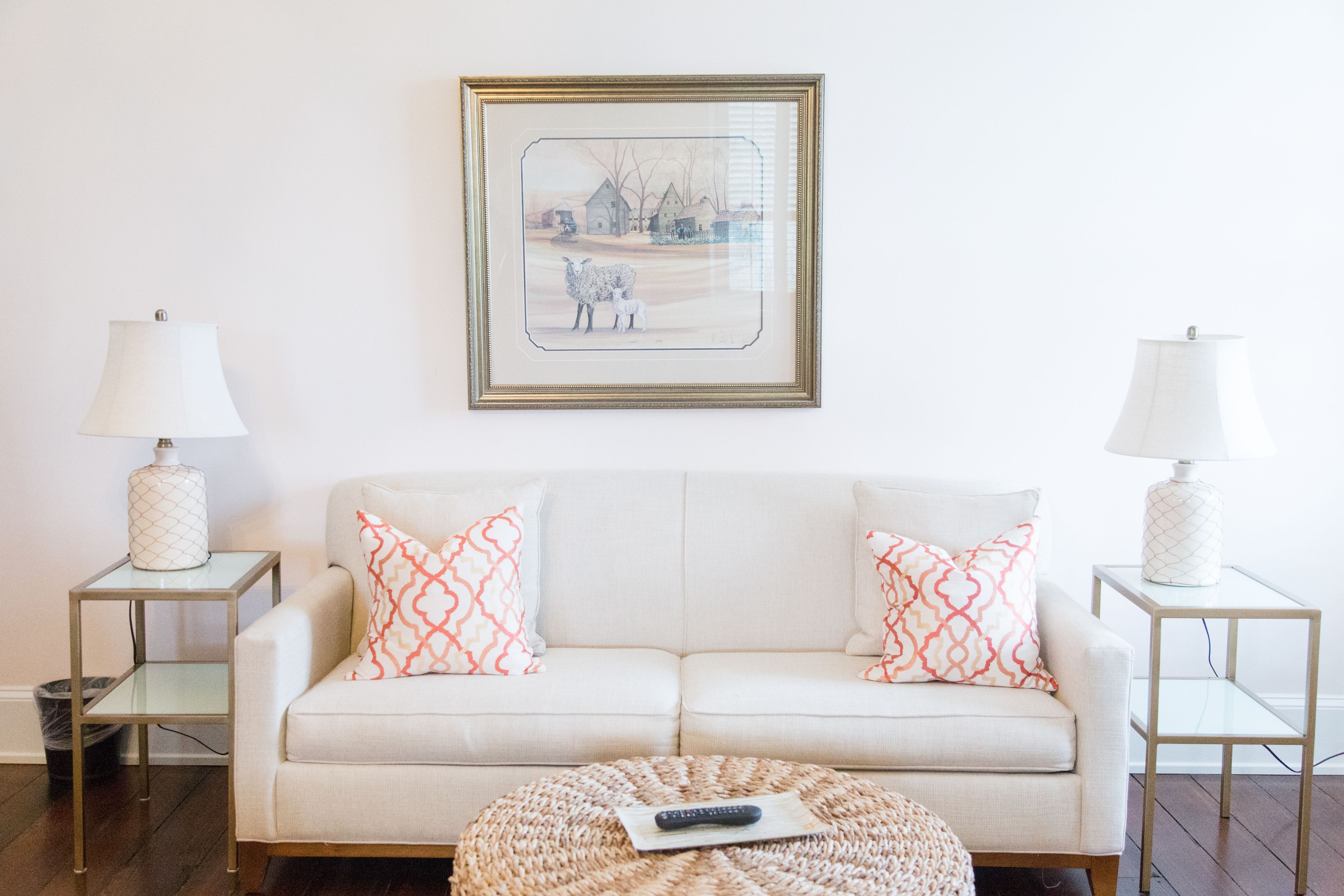 Room, Private Bathroom (Room 210) | Peralatan tempat tidur premium, seterika/papan seterika, Wi-fi percuma 