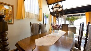 Ảnh chưa phân loại, 5 trong số 52 ảnh, nút