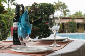 Food court - Hotel Zabamar (Jaco)