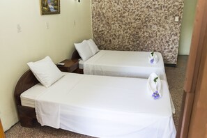 Standard Quadruple Room - Hotel Zabamar (Jaco)