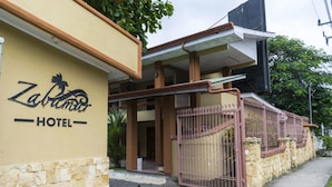 Unclassified image, 5 of 53, button - Hotel Zabamar (Jaco)