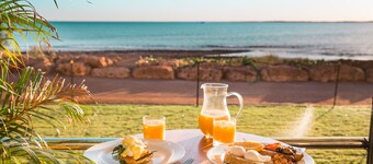 Onslow Beach Resort
