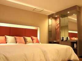 デラックス ツインルーム 禁煙 (Check-in time ends at 9PM) | WiFi (無料)、ベッドシーツ