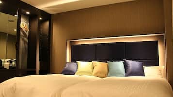 Habitación Deluxe con 2 camas individuales, para no fumadores (Check-in time ends at 9PM) | Wifi gratis y ropa de cama