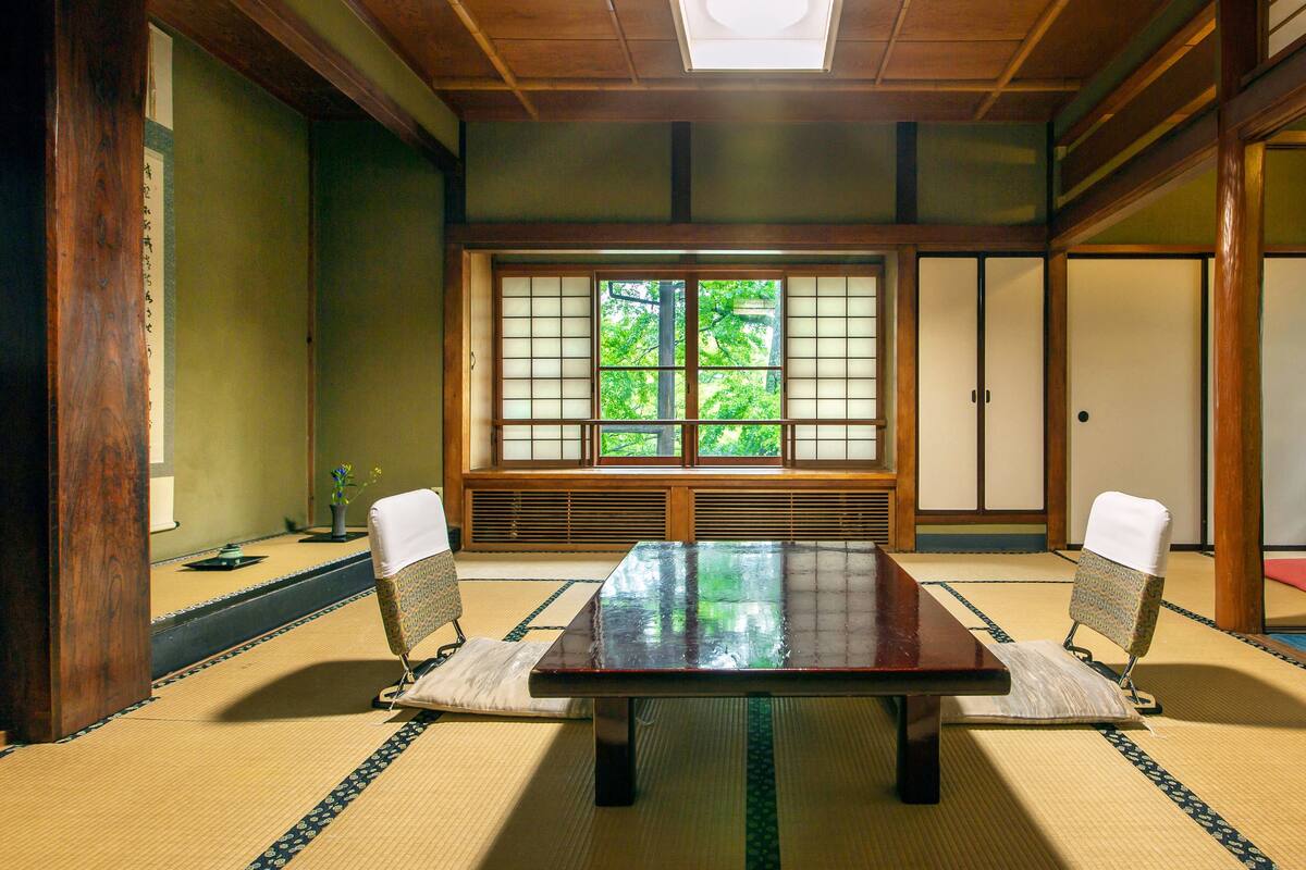 Japanese Style Villa (Hanare) | In-room safe, iron/ironing board (on request), WiFi (free), bed sheets
