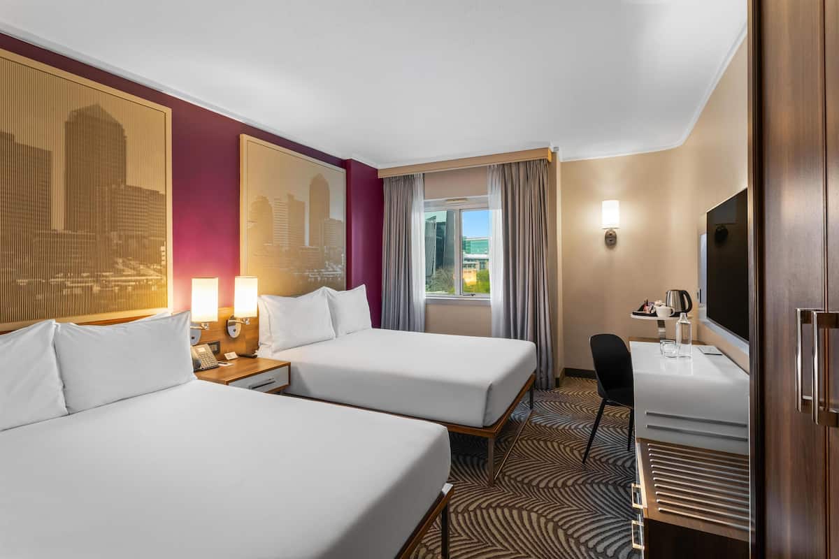 Double Beds Room, Non Smoking | Allergikerbettwaren, Daunenbettdecken, Zimmersafe, Schreibtisch