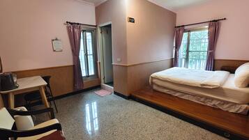 Chambre Double (Jinxuan) | Bureau, Wi-Fi gratuit, draps fournis