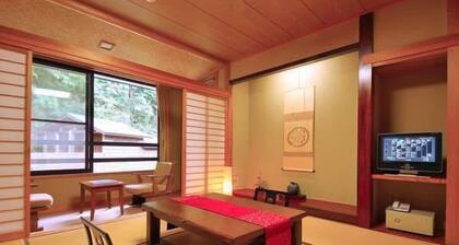 Shirabu Onsen Higashiya