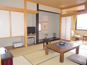 Living room - Shirabu Onsen Higashiya (Yamagata)